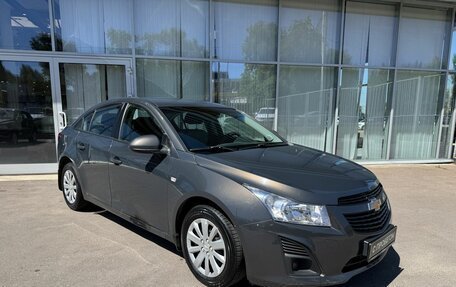Chevrolet Cruze II, 2013 год, 900 000 рублей, 3 фотография
