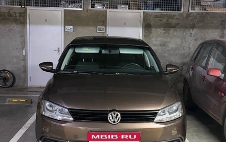 Volkswagen Jetta VI, 2012 год, 800 000 рублей, 16 фотография