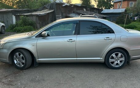 Toyota Avensis III рестайлинг, 2005 год, 600 000 рублей, 4 фотография