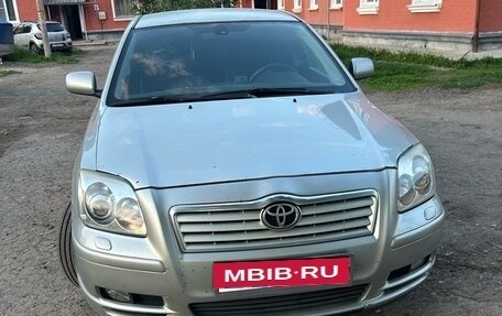 Toyota Avensis III рестайлинг, 2005 год, 600 000 рублей, 8 фотография