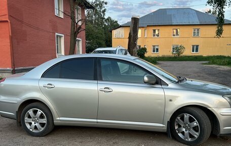 Toyota Avensis III рестайлинг, 2005 год, 600 000 рублей, 9 фотография