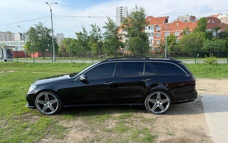Mercedes-Benz E-Класс, 2010 год, 1 600 000 рублей, 4 фотография