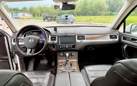 Volkswagen Touareg III, 2018 год, 3 185 000 рублей, 22 фотография