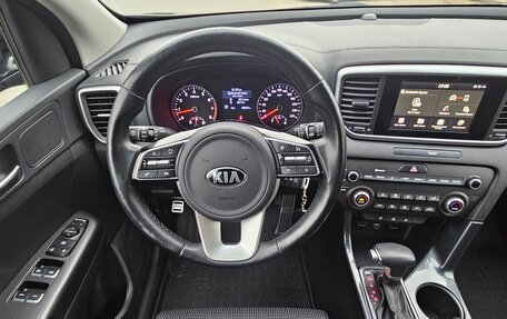 KIA Sportage IV рестайлинг, 2018 год, 2 098 000 рублей, 11 фотография