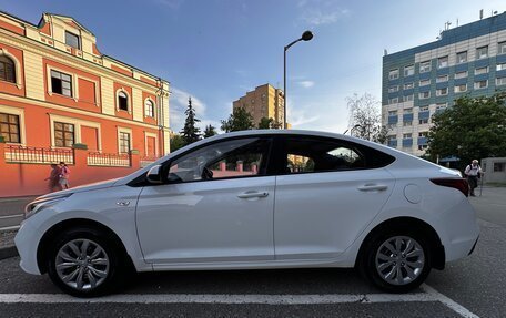Hyundai Solaris II рестайлинг, 2019 год, 1 690 000 рублей, 2 фотография