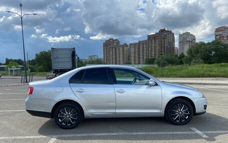 Volkswagen Jetta VI, 2010 год, 630 000 рублей, 7 фотография