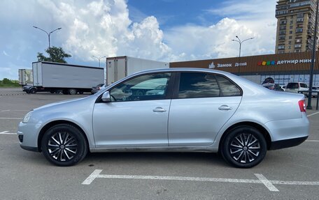 Volkswagen Jetta VI, 2010 год, 630 000 рублей, 3 фотография