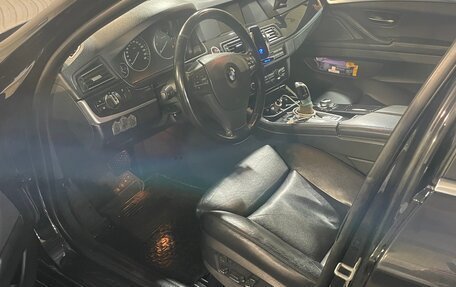 BMW 5 серия, 2013 год, 1 600 000 рублей, 8 фотография