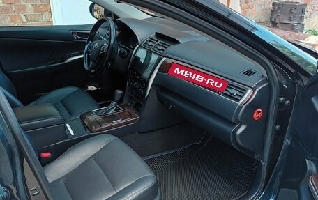 Toyota Camry, 2018 год, 2 100 000 рублей, 8 фотография