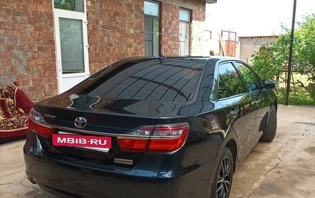 Toyota Camry, 2018 год, 2 100 000 рублей, 5 фотография