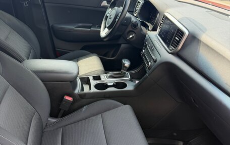 KIA Sportage IV рестайлинг, 2021 год, 2 890 000 рублей, 8 фотография