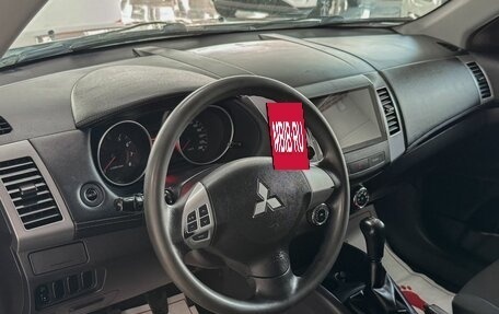 Mitsubishi Outlander III рестайлинг 3, 2010 год, 949 000 рублей, 7 фотография