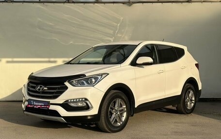 Hyundai Santa Fe III рестайлинг, 2016 год, 2 200 000 рублей, 1 фотография