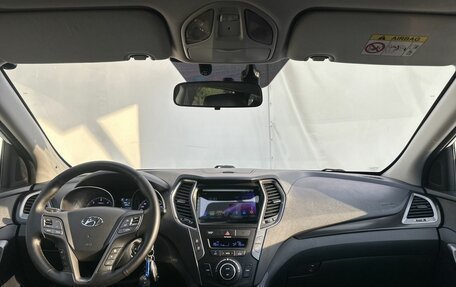 Hyundai Santa Fe III рестайлинг, 2016 год, 2 200 000 рублей, 13 фотография