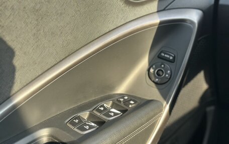 Hyundai Santa Fe III рестайлинг, 2016 год, 2 200 000 рублей, 16 фотография