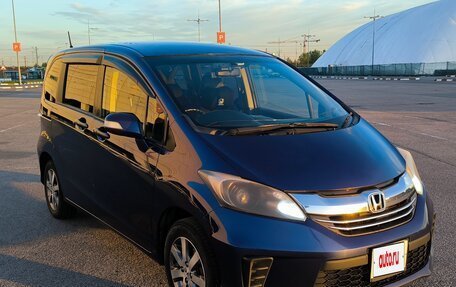 Honda Freed I, 2015 год, 1 100 000 рублей, 3 фотография