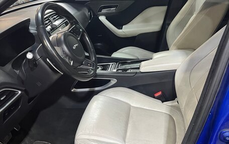 Jaguar F-Pace, 2016 год, 1 790 000 рублей, 11 фотография