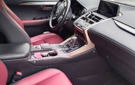 Lexus NX I, 2017 год, 2 600 000 рублей, 6 фотография