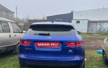 Jaguar F-Pace, 2016 год, 1 790 000 рублей, 6 фотография
