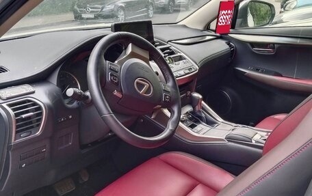 Lexus NX I, 2017 год, 2 600 000 рублей, 5 фотография