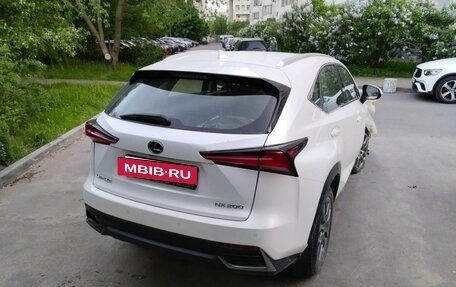 Lexus NX I, 2017 год, 2 600 000 рублей, 3 фотография