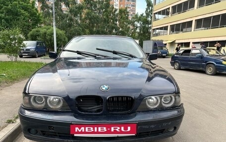 BMW 5 серия, 1996 год, 300 000 рублей, 3 фотография