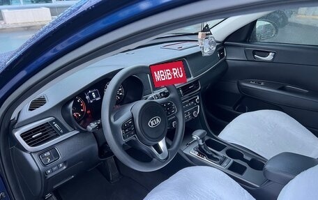 KIA Optima IV, 2018 год, 2 090 000 рублей, 10 фотография