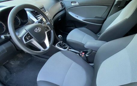 Hyundai Solaris II рестайлинг, 2014 год, 1 045 000 рублей, 9 фотография