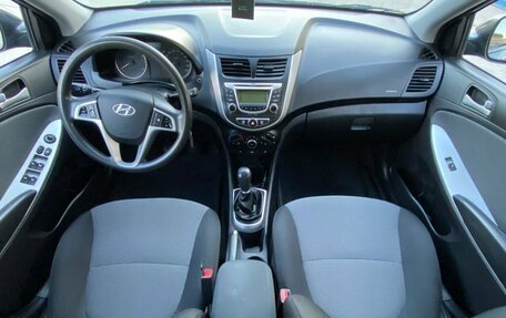 Hyundai Solaris II рестайлинг, 2014 год, 1 045 000 рублей, 10 фотография
