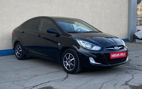 Hyundai Solaris II рестайлинг, 2014 год, 1 045 000 рублей, 7 фотография