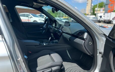 BMW 3 серия, 2017 год, 2 625 000 рублей, 20 фотография