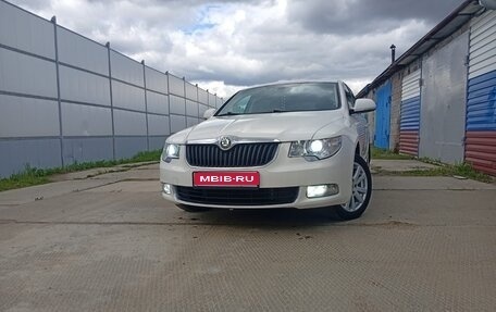 Skoda Superb III рестайлинг, 2012 год, 1 150 000 рублей, 1 фотография