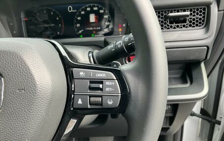 Honda Stepwgn, 2023 год, 2 200 000 рублей, 10 фотография