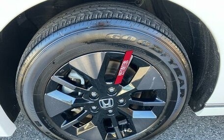 Honda Stepwgn, 2023 год, 2 200 000 рублей, 21 фотография