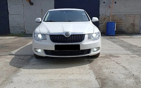 Skoda Superb III рестайлинг, 2012 год, 1 150 000 рублей, 5 фотография