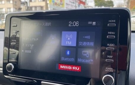 Toyota Yaris, 2022 год, 850 000 рублей, 14 фотография