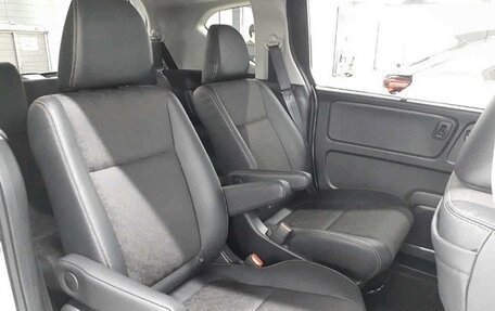 Honda Freed II, 2022 год, 1 290 040 рублей, 10 фотография