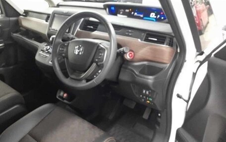 Honda Freed II, 2022 год, 1 290 040 рублей, 7 фотография
