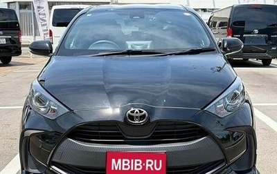 Toyota Yaris, 2022 год, 840 000 рублей, 1 фотография
