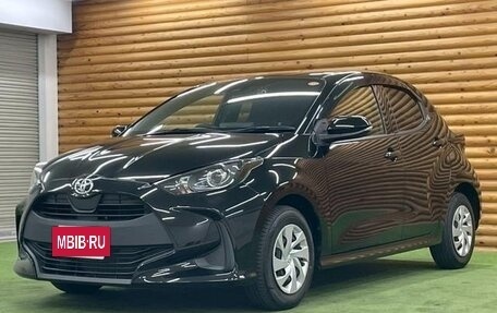 Toyota Yaris, 2022 год, 840 000 рублей, 3 фотография