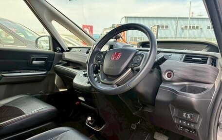Honda Freed II, 2017 год, 1 180 000 рублей, 12 фотография