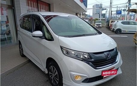 Honda Freed II, 2017 год, 1 200 000 рублей, 2 фотография