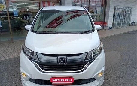 Honda Freed II, 2017 год, 1 200 000 рублей, 4 фотография
