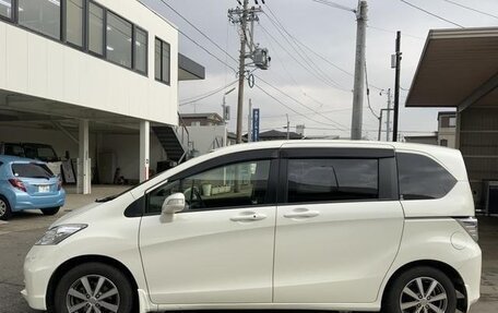 Honda Freed I, 2013 год, 810 000 рублей, 7 фотография