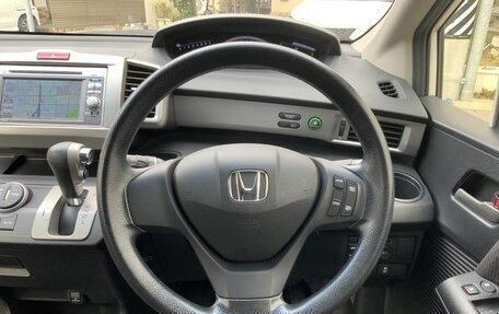 Honda Freed I, 2013 год, 810 000 рублей, 20 фотография