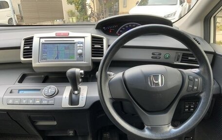 Honda Freed I, 2013 год, 810 000 рублей, 16 фотография