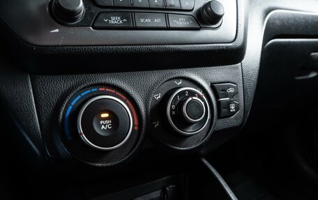KIA Rio III рестайлинг, 2014 год, 999 000 рублей, 14 фотография