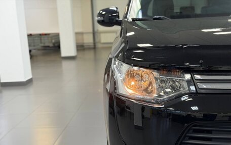 Mitsubishi Outlander III рестайлинг 3, 2014 год, 1 890 000 рублей, 16 фотография