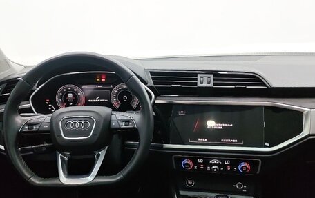 Audi Q3, 2022 год, 2 500 000 рублей, 10 фотография