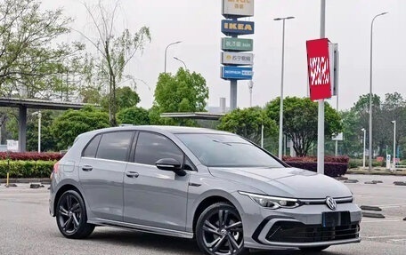 Volkswagen Golf VIII, 2023 год, 1 700 004 рублей, 3 фотография